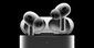 Apple AirPods Pro 2 レビュー：遍在する音のジレンマ — 大衆性と卓越性の狭間で
