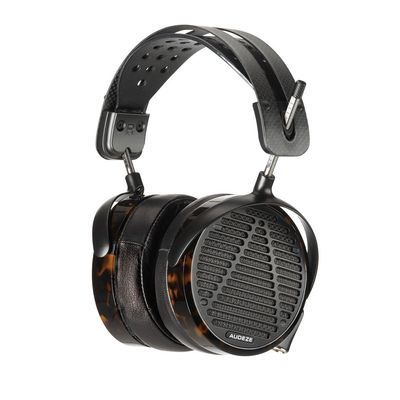Audeze LCD-5 レビュー：継承と訣別、そして純粋なる解像度への探求