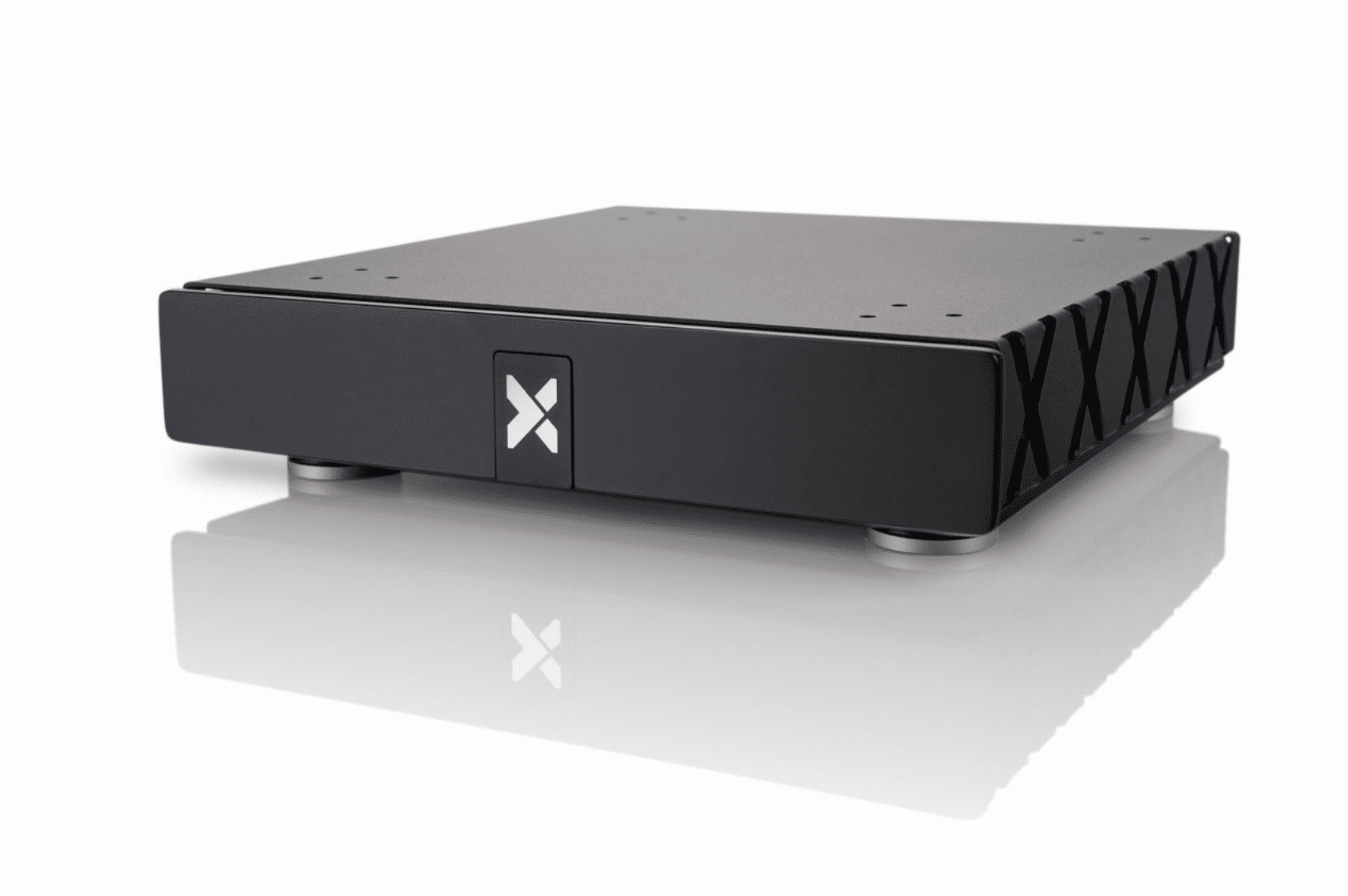 【新製品】Axxess、音楽ストリーミングの音質を向上させるオーディオグレードのネットワークスイッチ「Axxess Switch」を発表