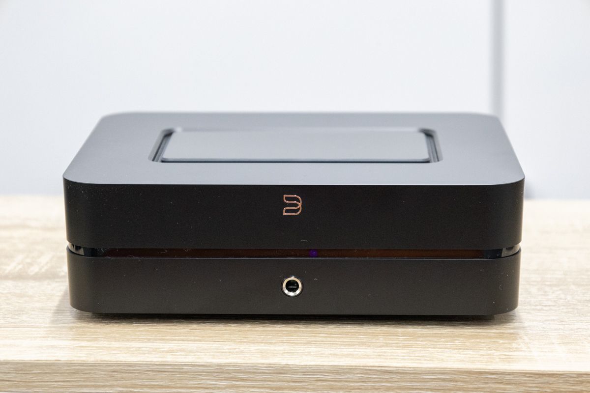 BLUESOUND POWERNODE N331 rear panel connections