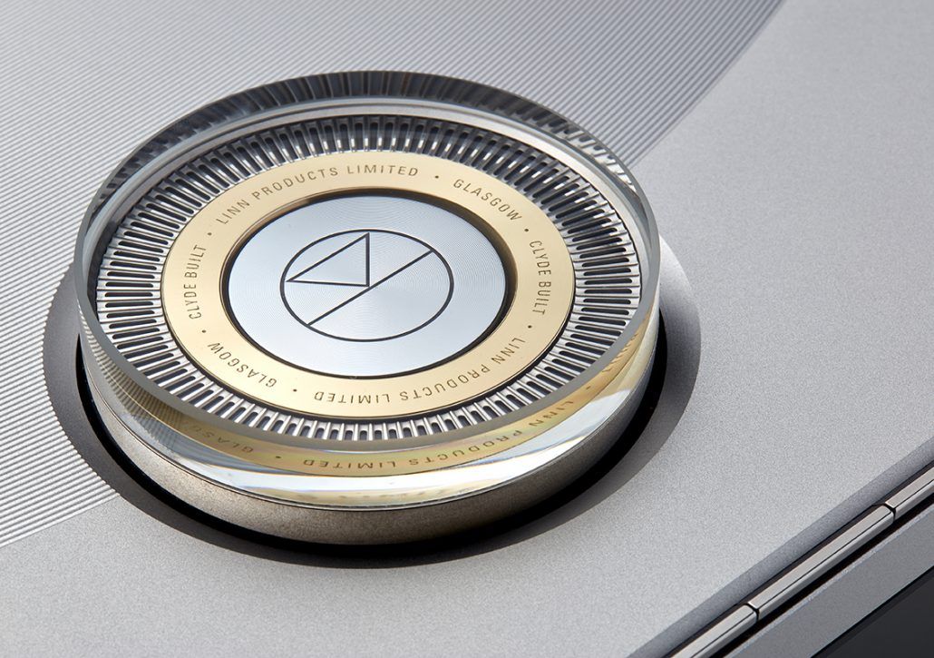 The beautiful glass volume dial of the Linn Klimax DSM/3