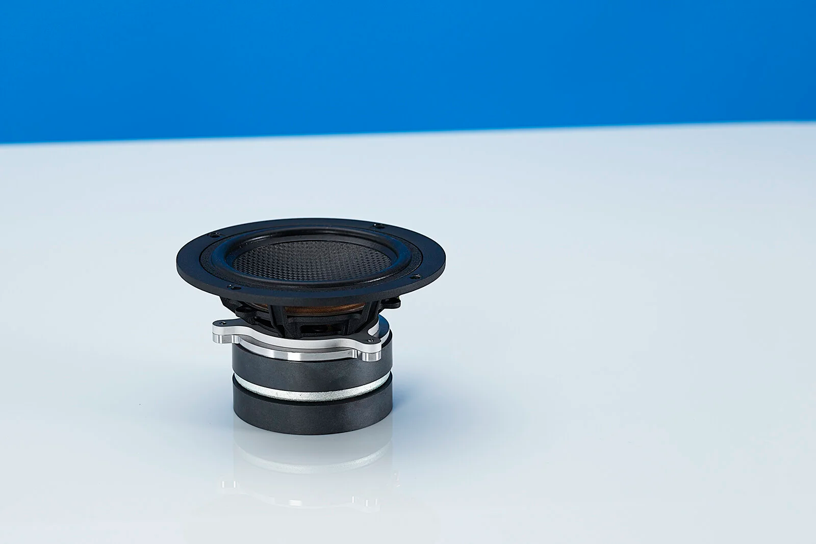 Magico A5の5インチグラフェン・ナノテック・ミッドレンジドライバー