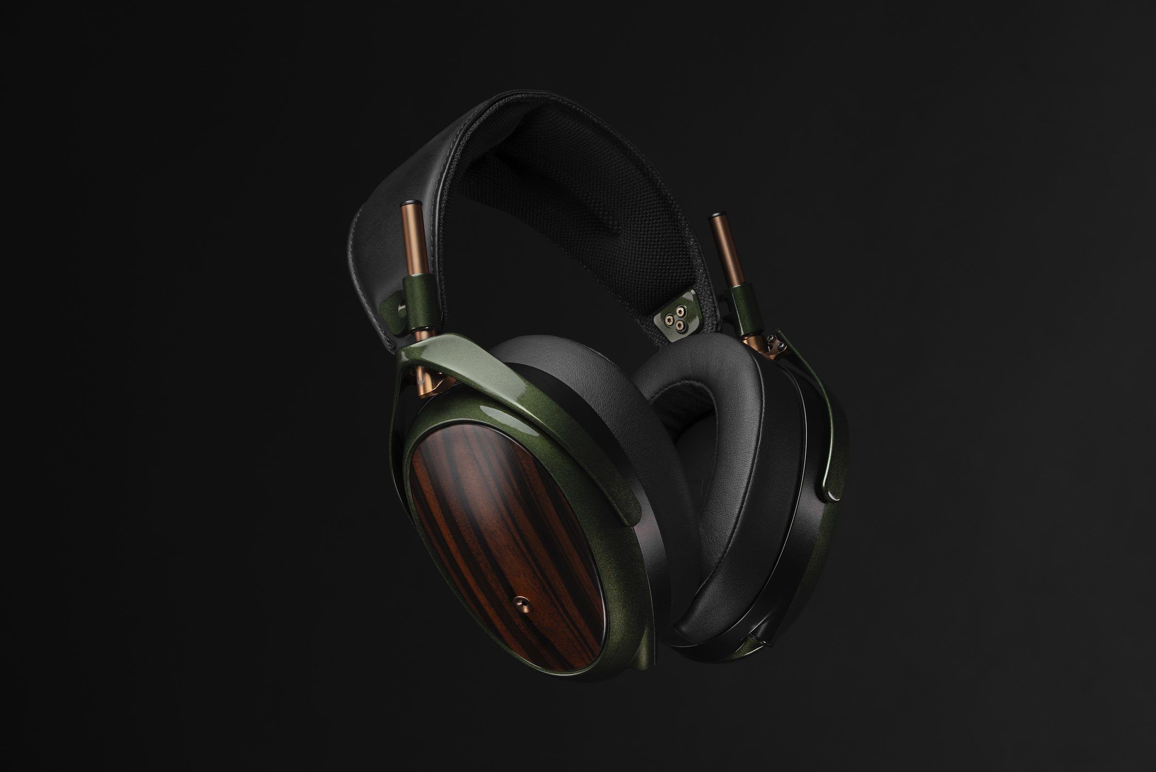 Meze Audio STRADA product photo